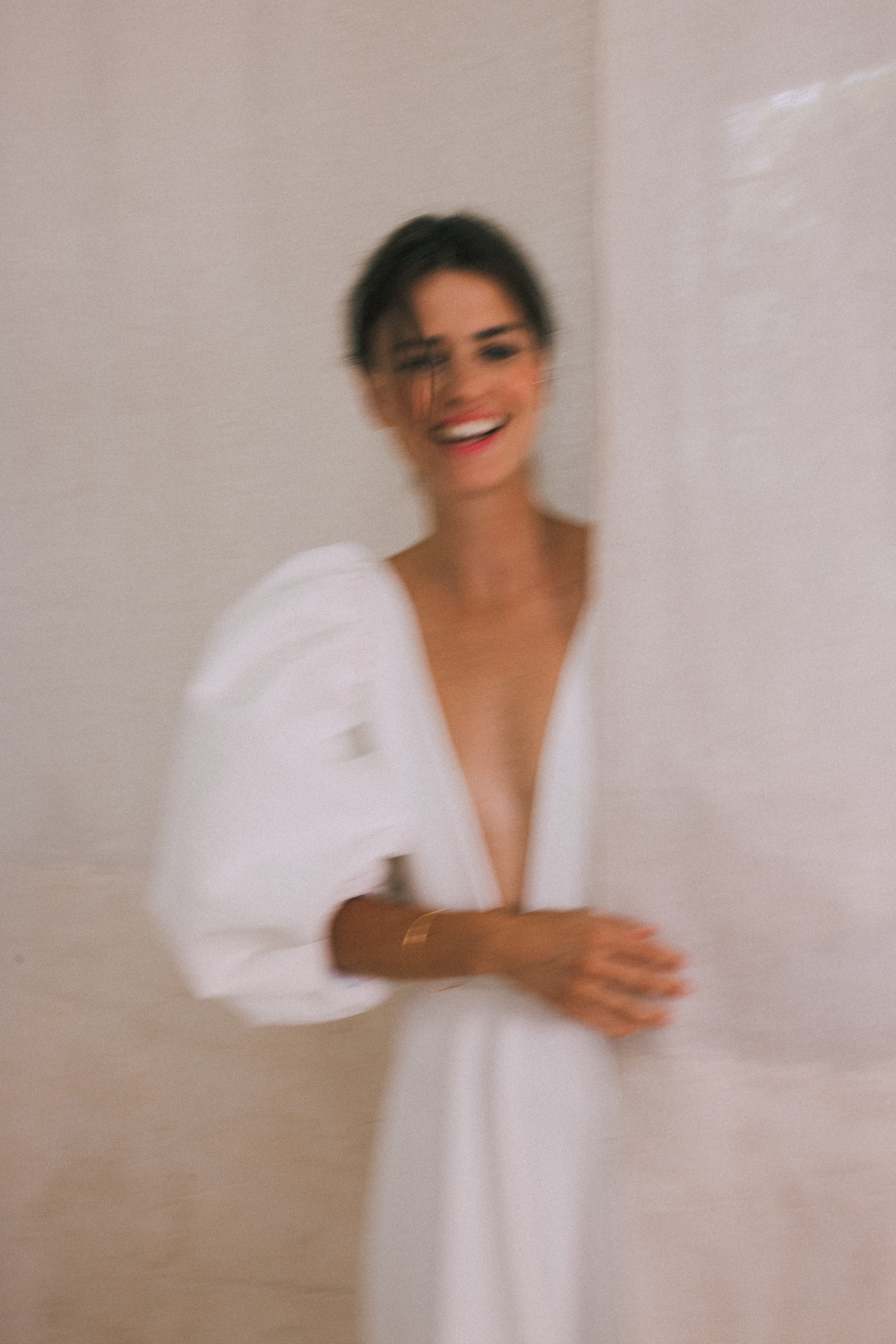 Maison Floret Sur-mesure Harlow robe satin manches amovibles