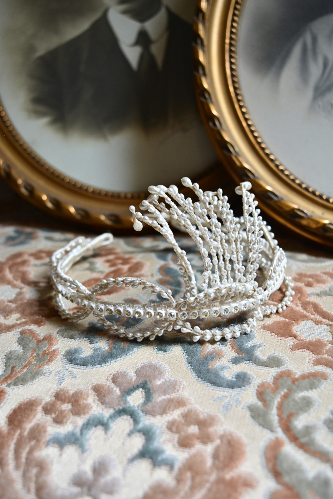 Solène Gisèle Couronne de mariée vintage cire et strass