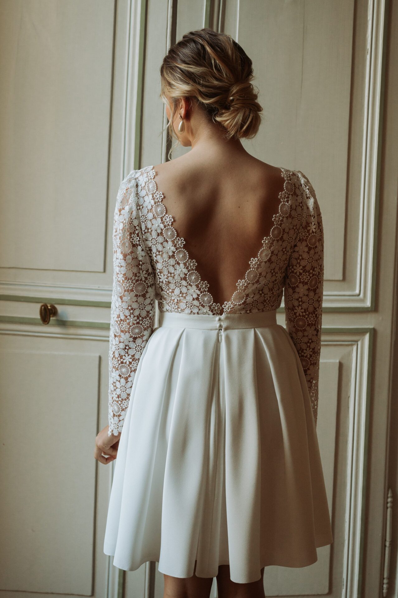 Lambert Création Robe Jade robe courte guipure plis creux