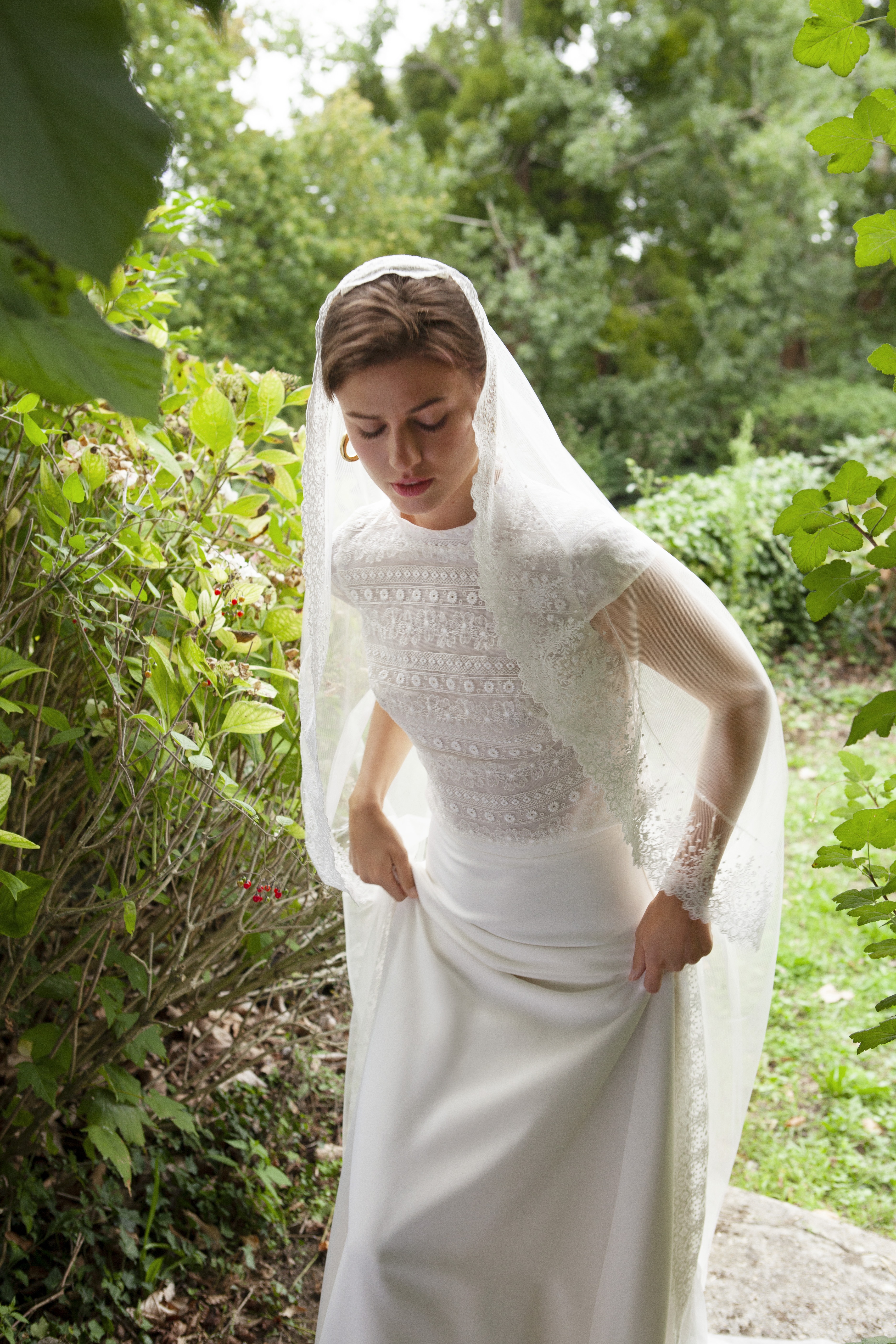 Maison Floret Prêt-à-marier Eugène top dentelle col cheminée