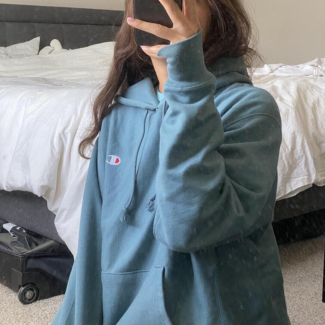 Champion Reverse Weave Small C sweat à capuche noir coupe classique