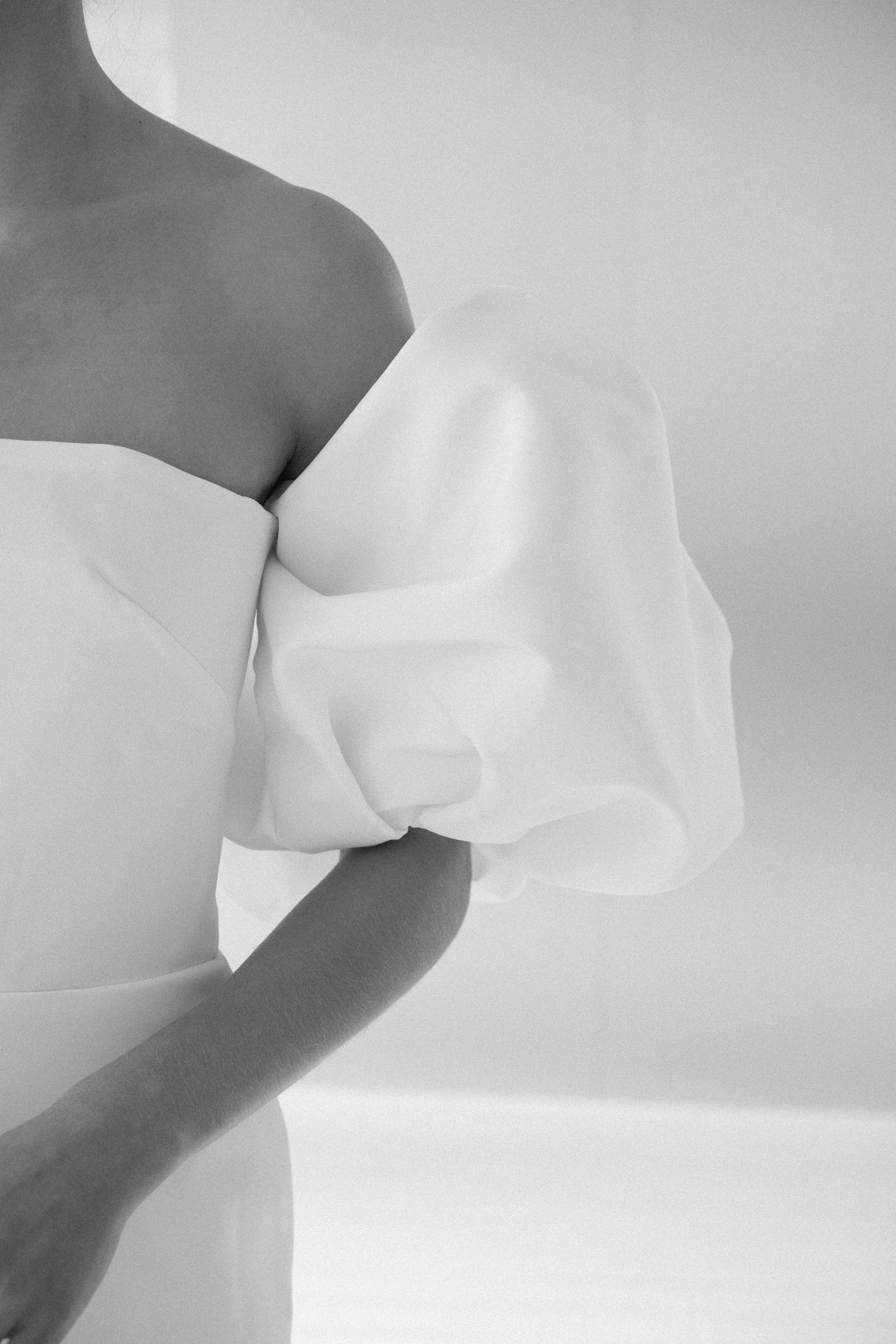 Maison Floret Sur-mesure Magnus avec manches robe bustier crêpe