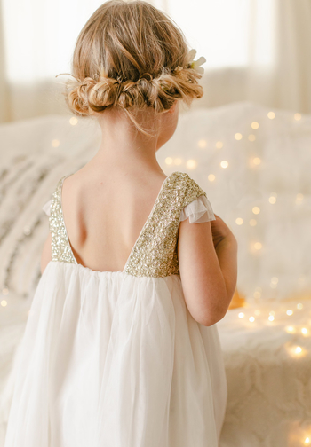 Le Jour de Notre Oui Stella robe enfant or cérémonie