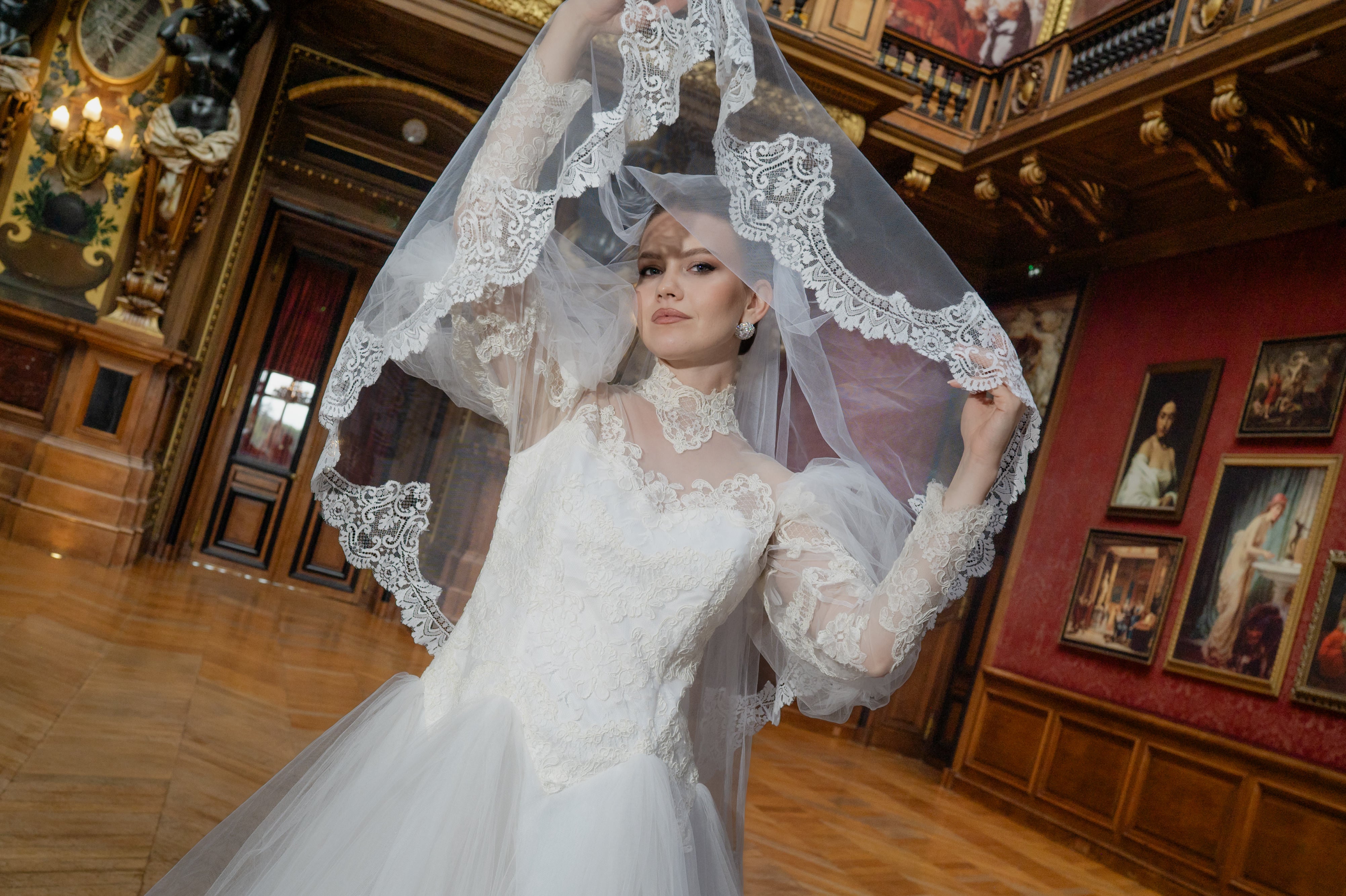 Solène Gisèle Voile Tulle et Dentelle Mariée Vintage