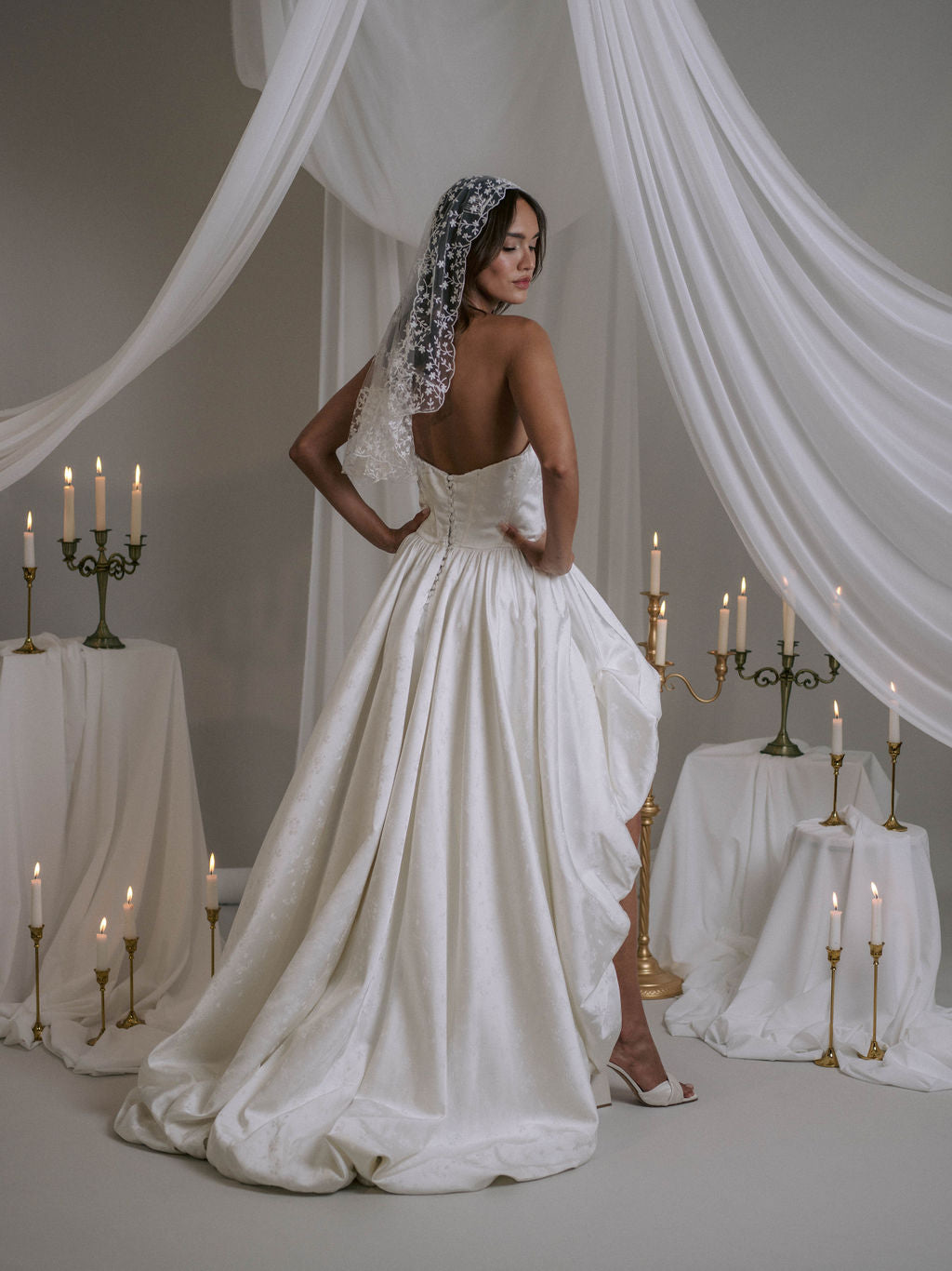Rime Arodaky Bridal Crillon robe jacquard traîne