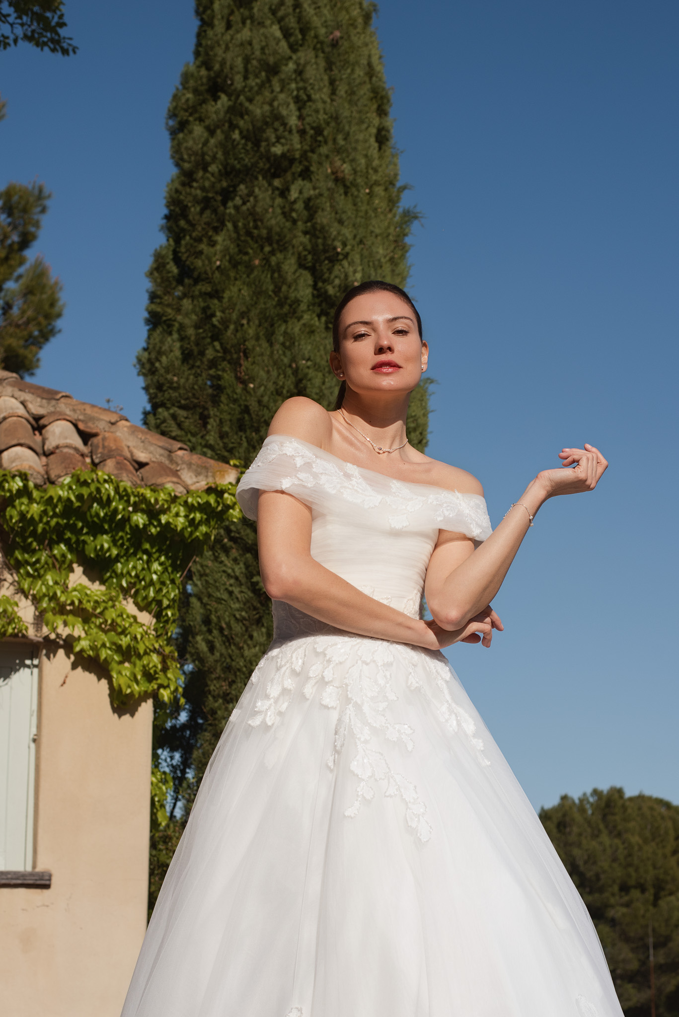 Le Jour de Notre Oui Indigo robe de mariée fourreau