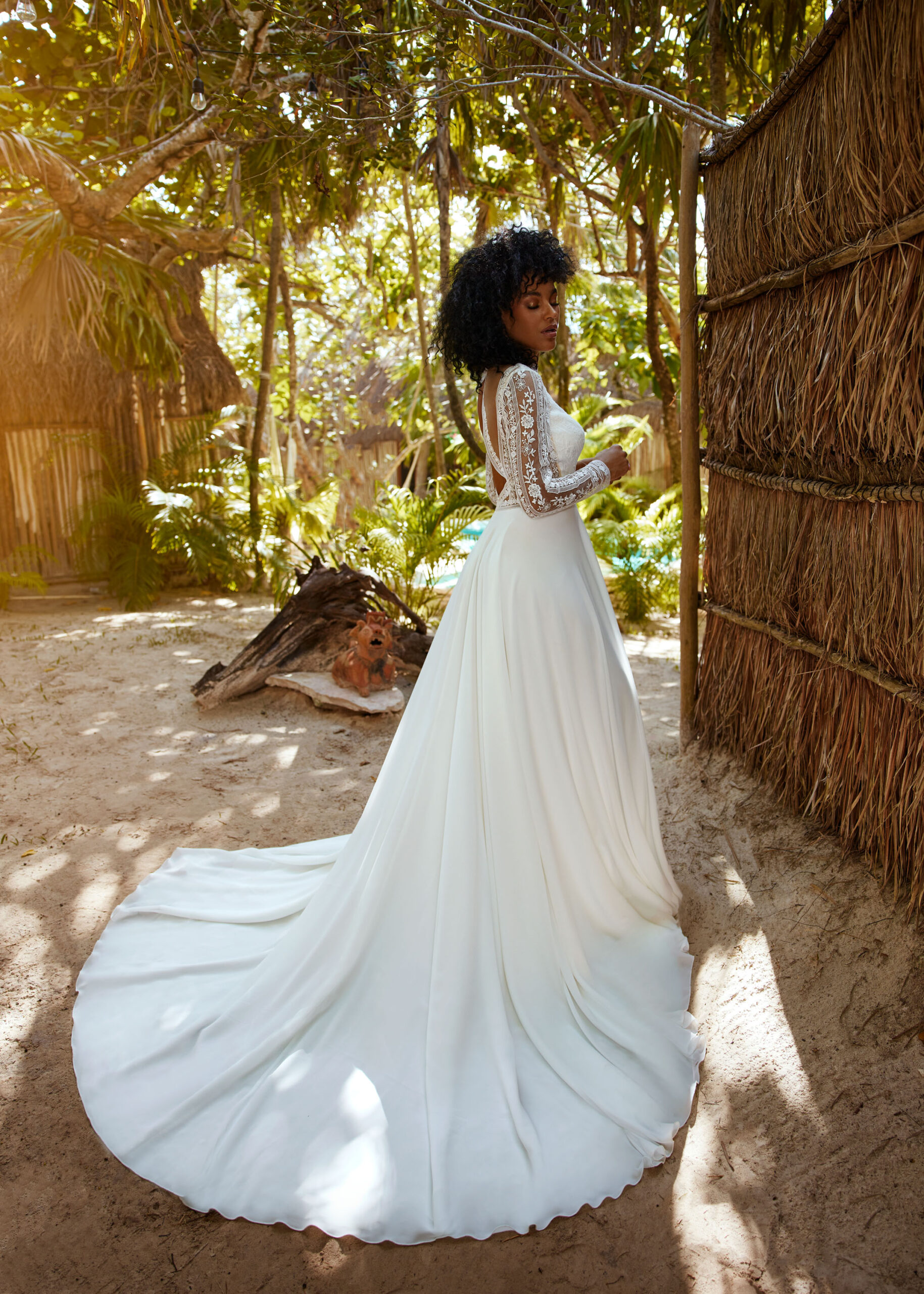 Hervé Paris Mystical Collection Bindi robe de mariée longue
