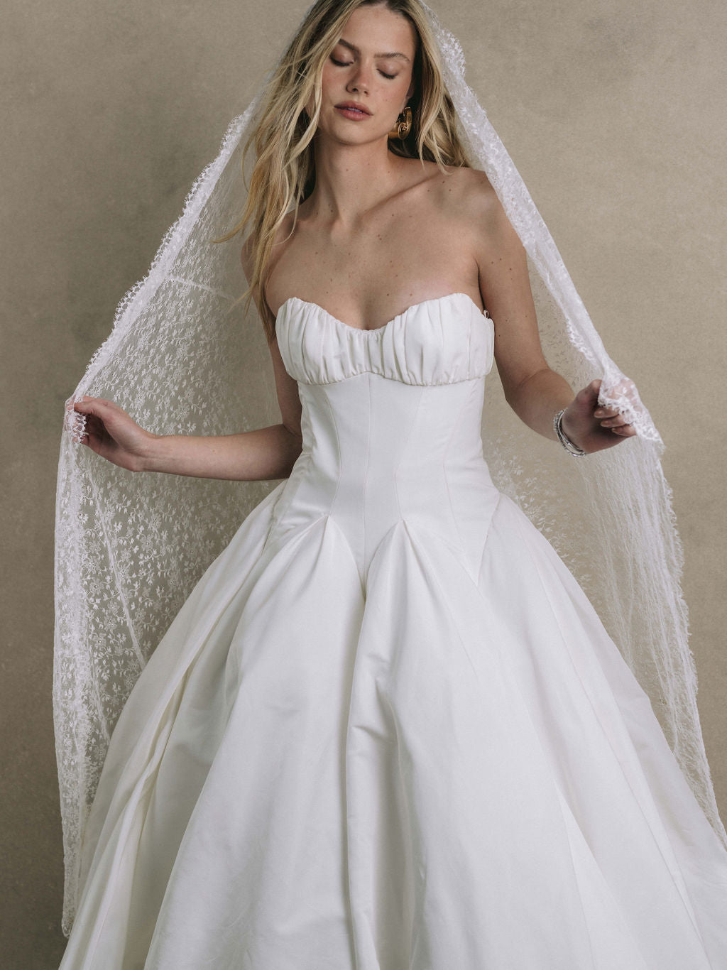 Rime Arodaky Bridal Ophelia robe de mariée romantique