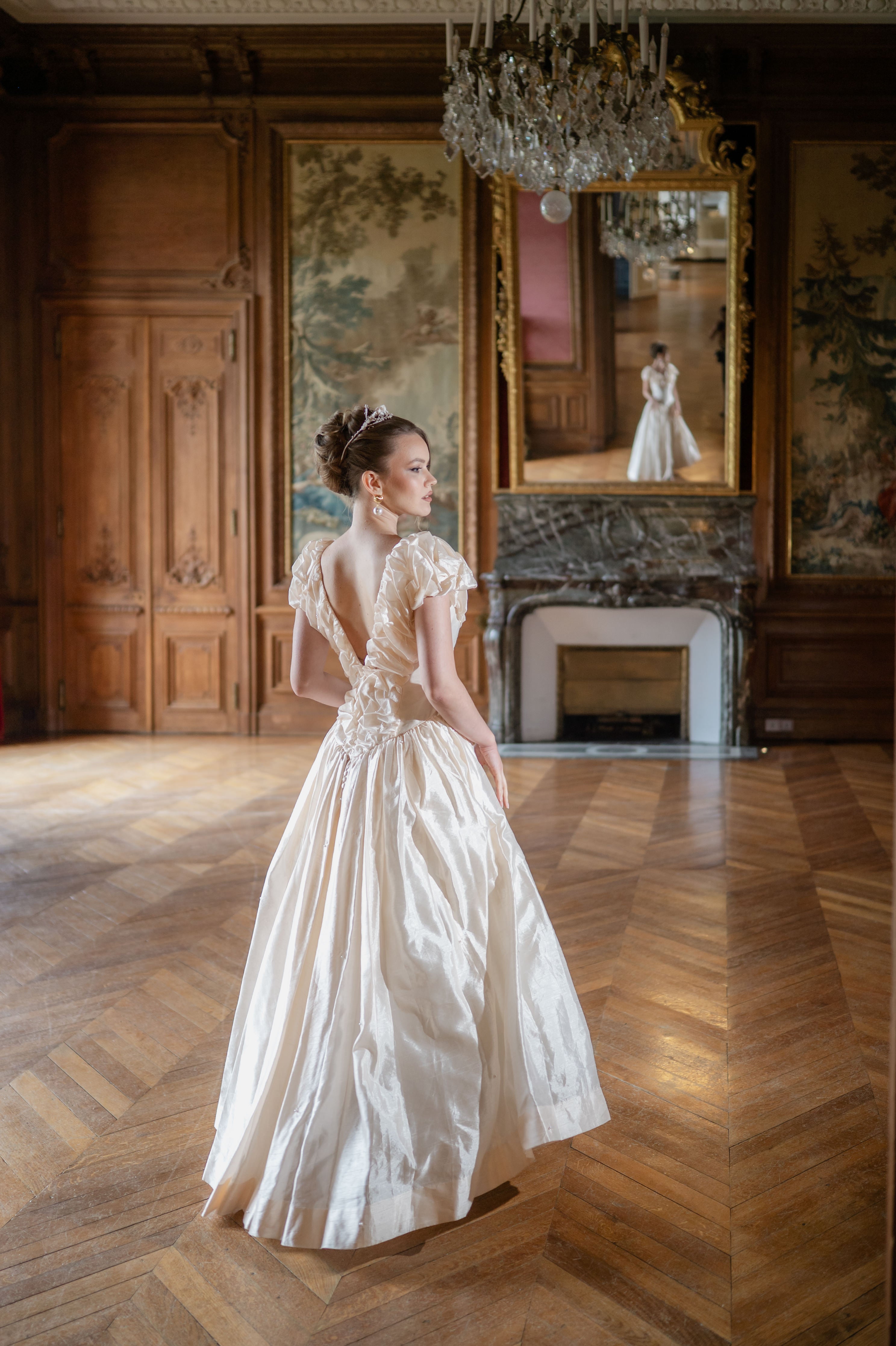 Solène Gisèle La mariée Robe Éléna robe bal rose Pronovias