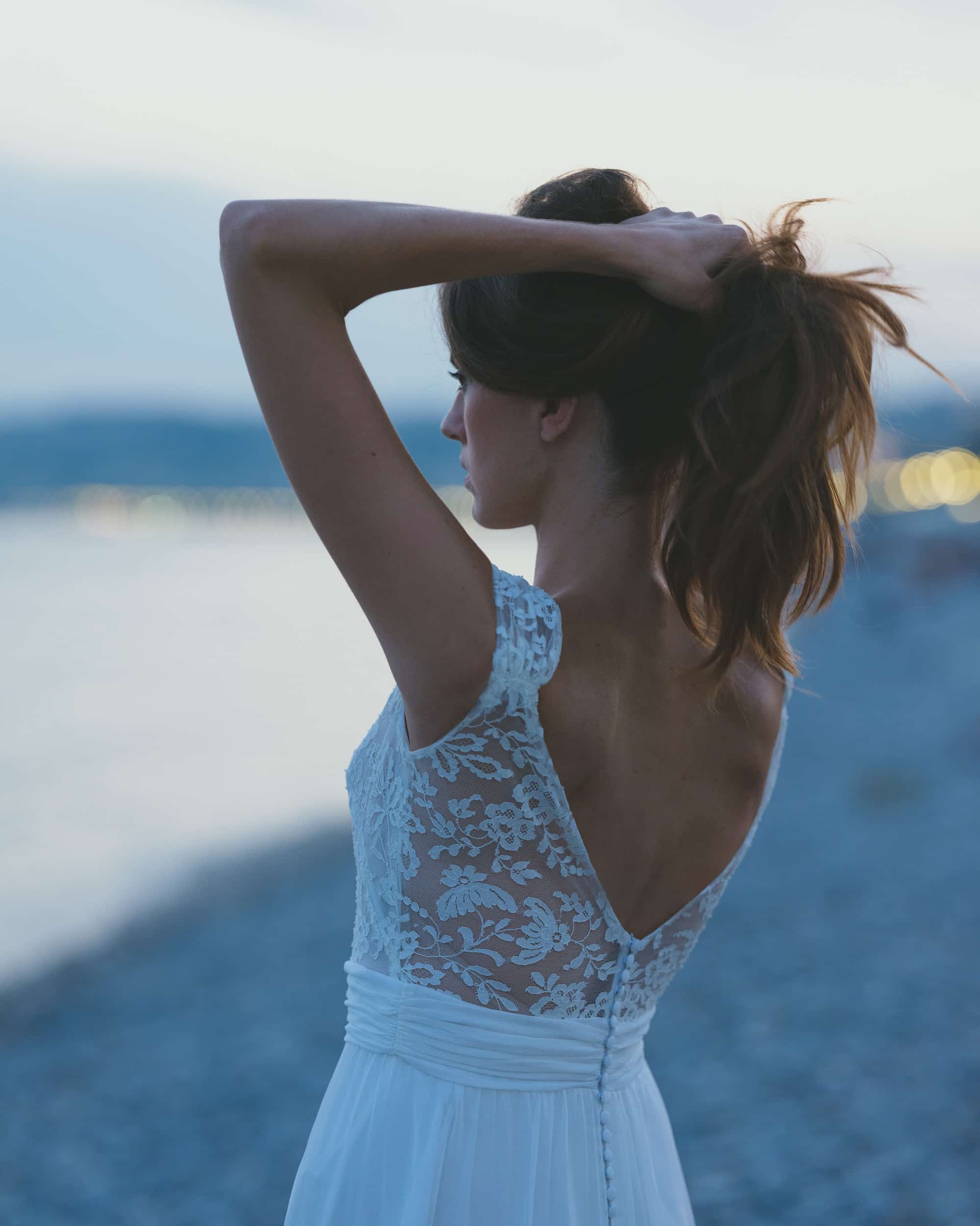 Maison Floret Sur-mesure Sergio robe dentelle décolleté coeur