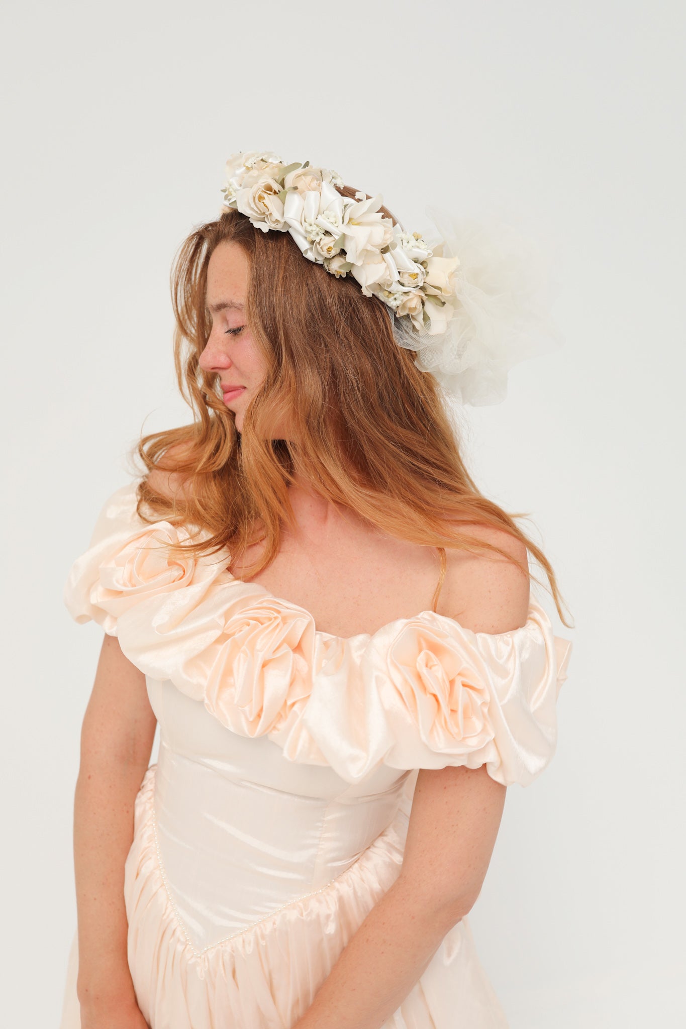 Solène Gisèle Les couronnes Couronne Laura tulle crème fleurs années 90