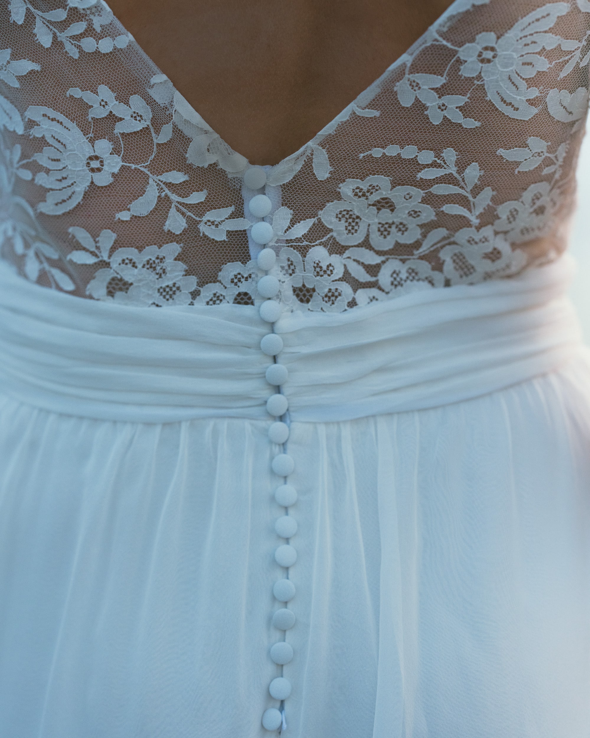 Maison Floret Sur-mesure Sergio robe dentelle décolleté coeur