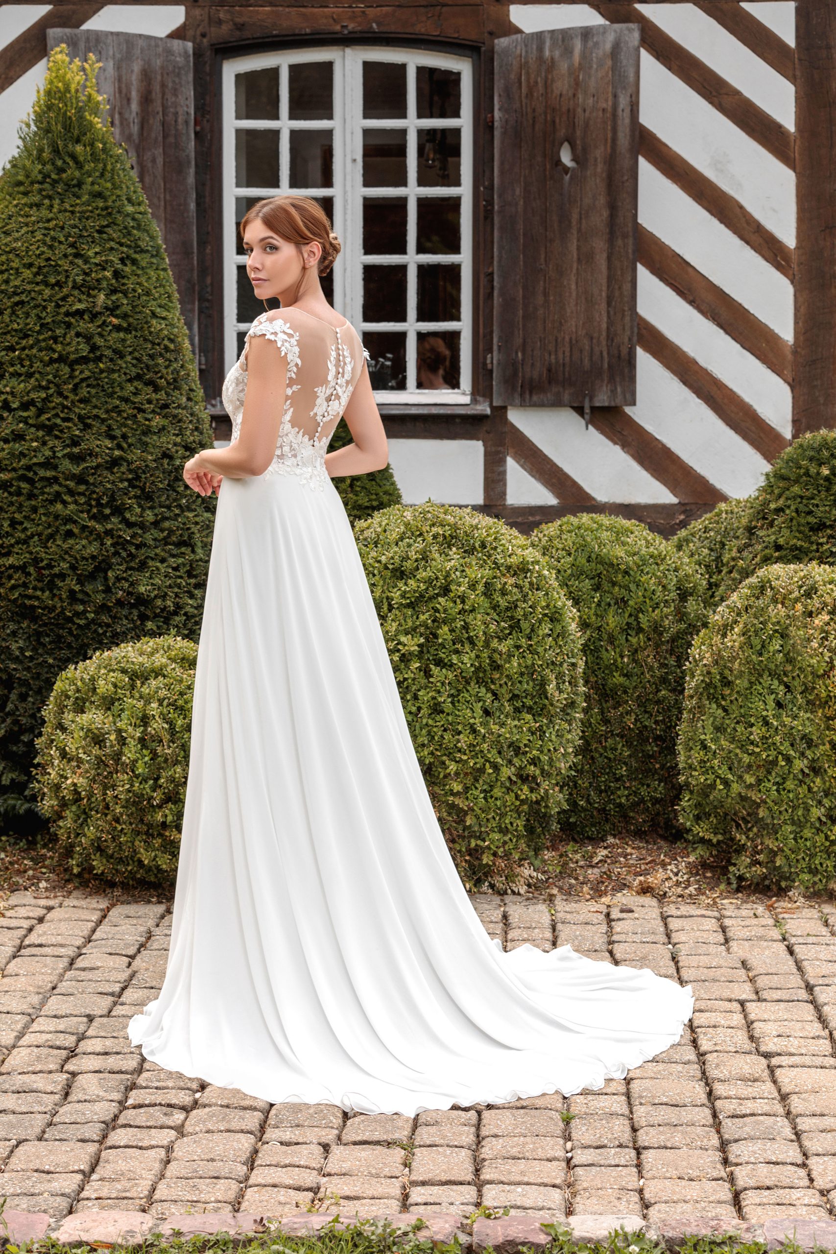 Le Jour de Notre Oui Robes de mariée OPHÉLIE robe dentelle