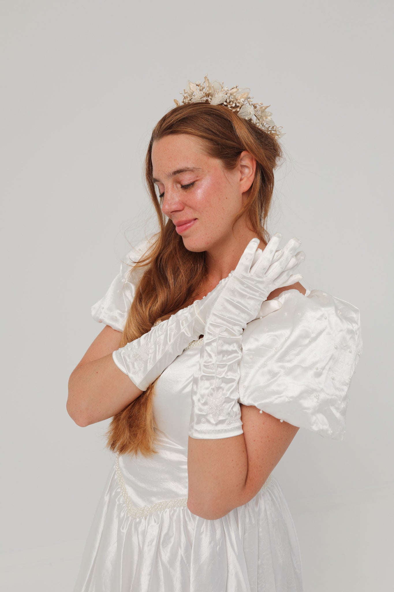 Solène Gisèle Les gants mariée satin blanc gants perlés ivoire