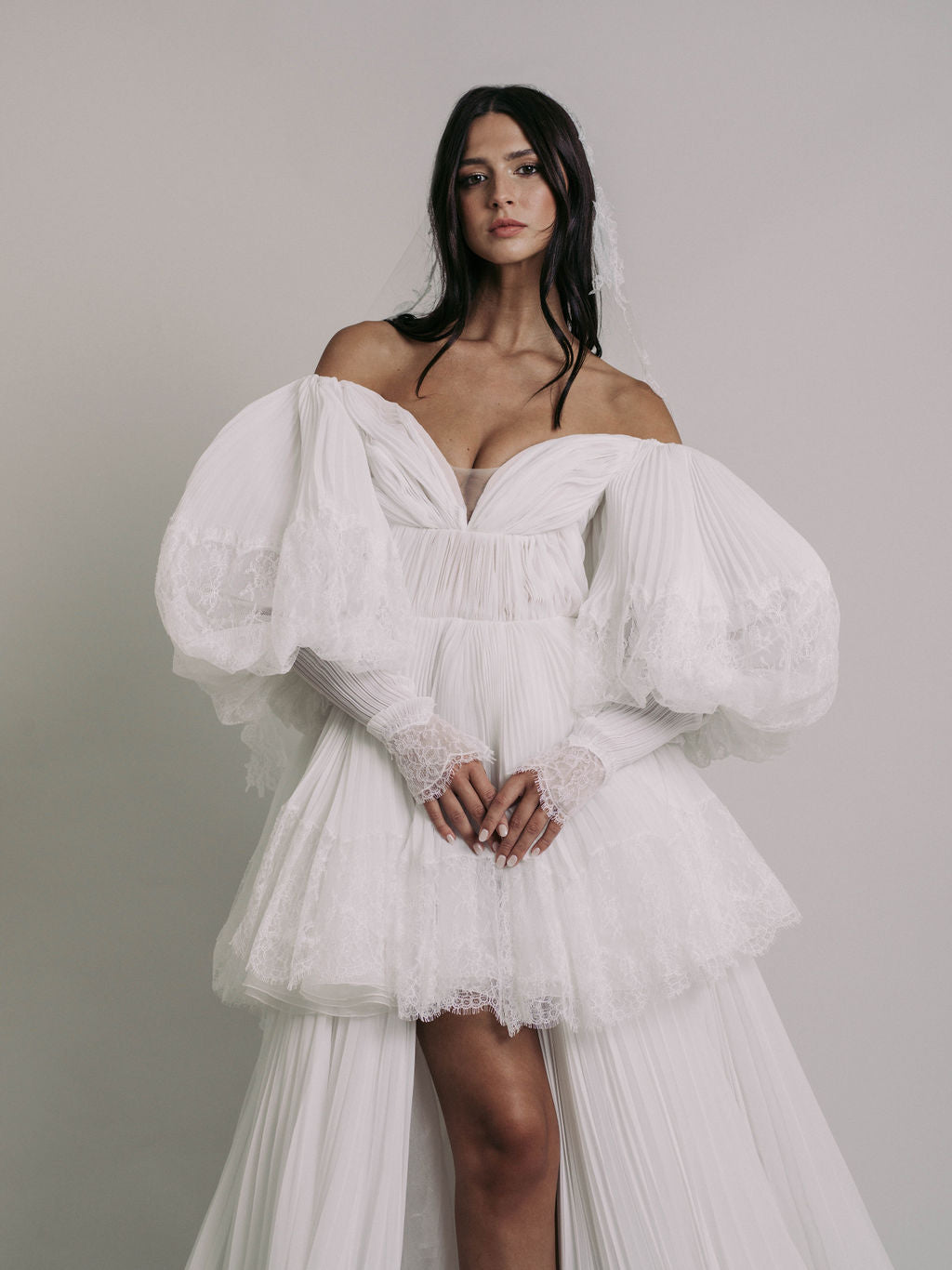 Rime Arodaky Bridal Universe robe mariée plissé dentelle