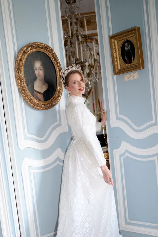 Solène Gisèle La mariée Henriette robe de mariée dentelle 36 traîne