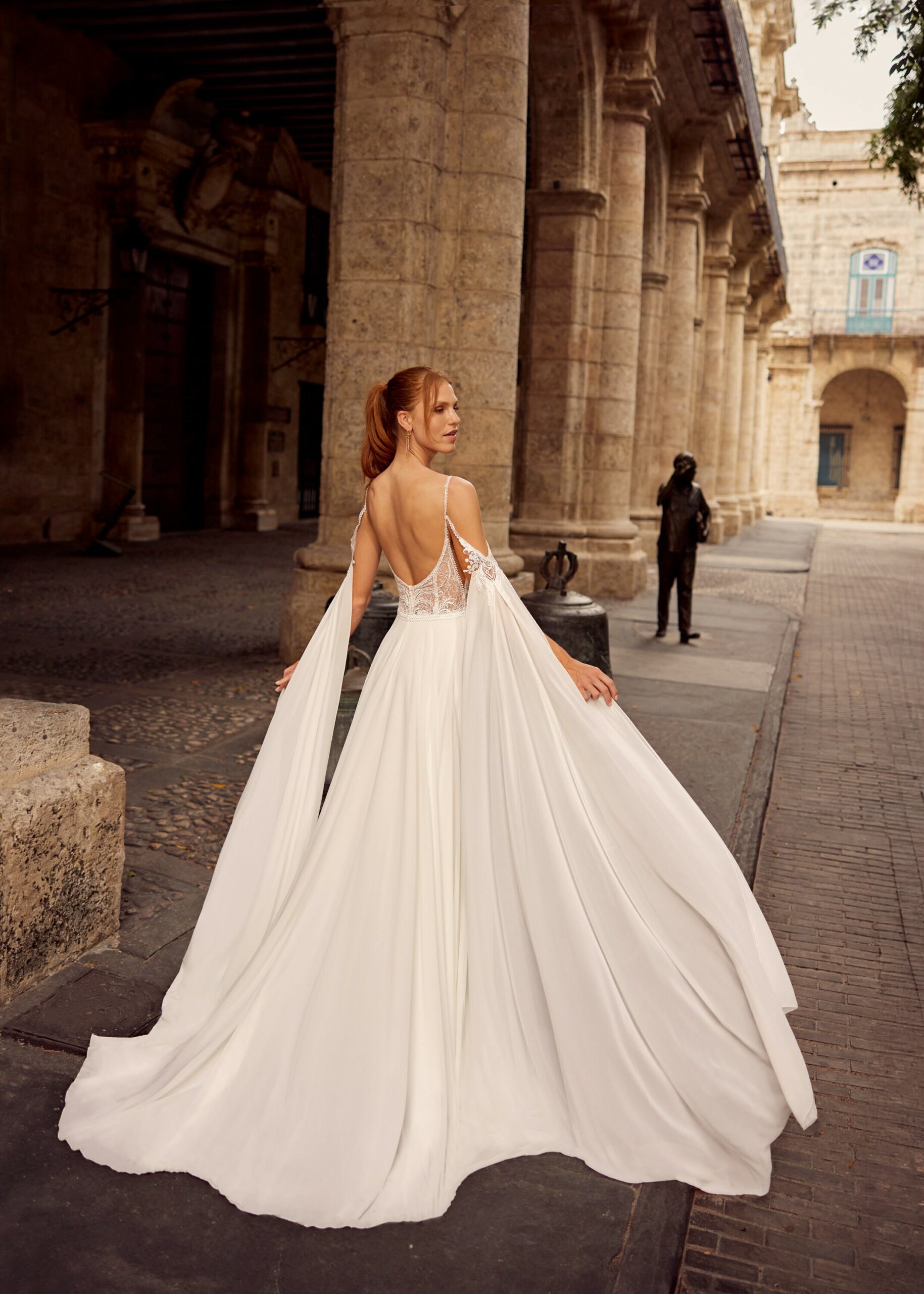 Hervé Paris Libre Lumen robe de mariée satin