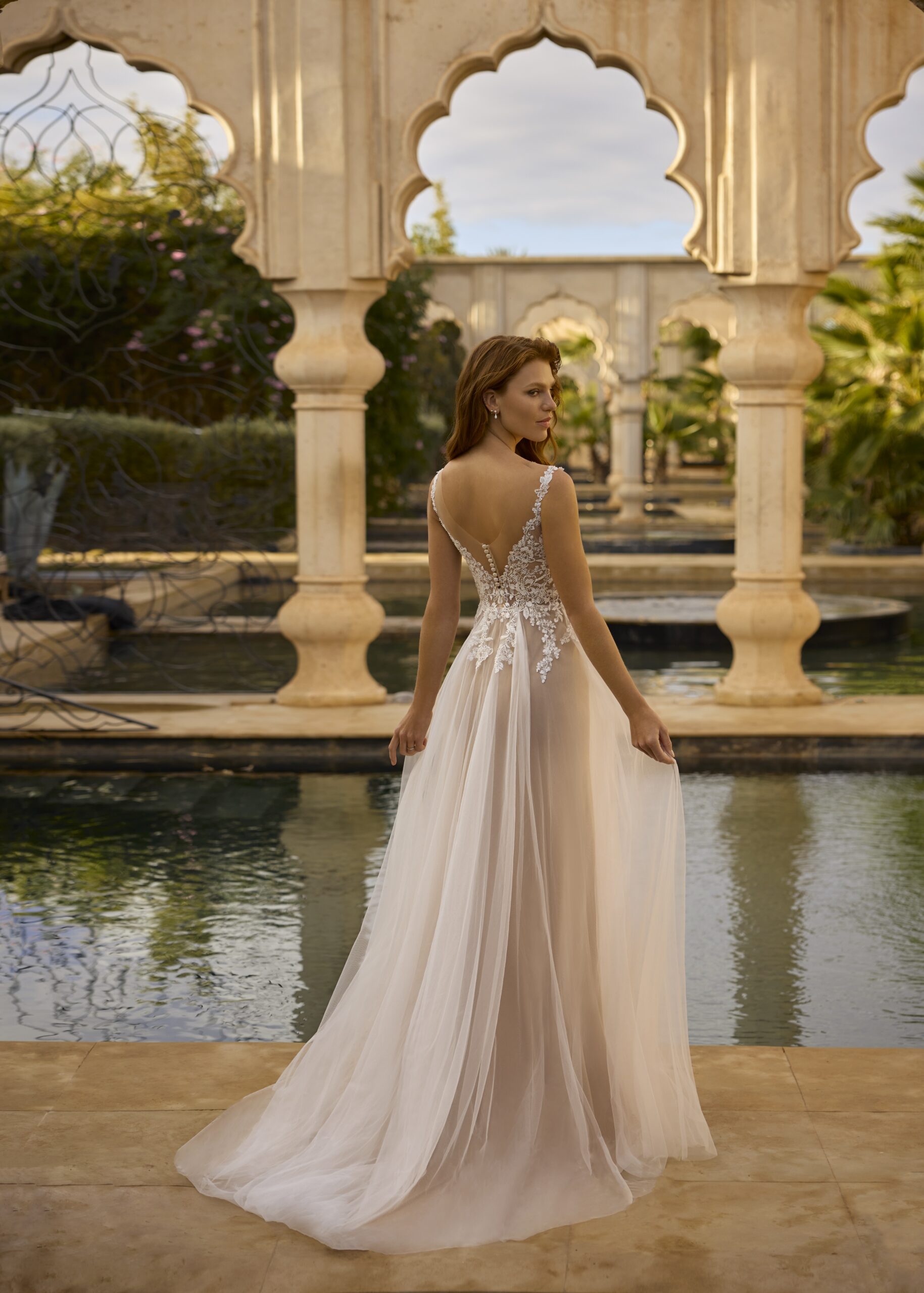 Hervé Paris Cherish Connie robe de mariée droite satin