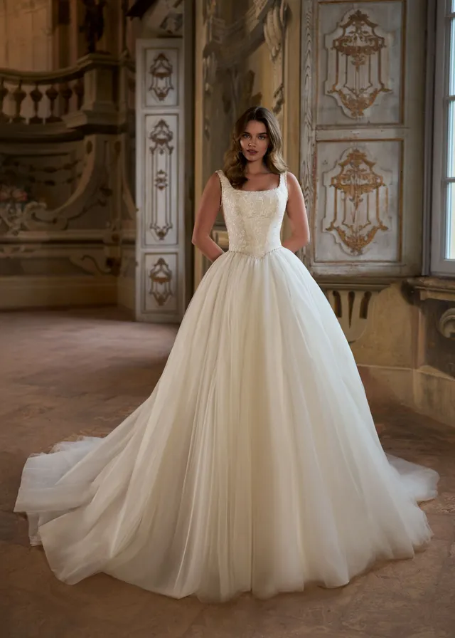 Hervé Paris Novel Nessa robe de mariée coupe longue