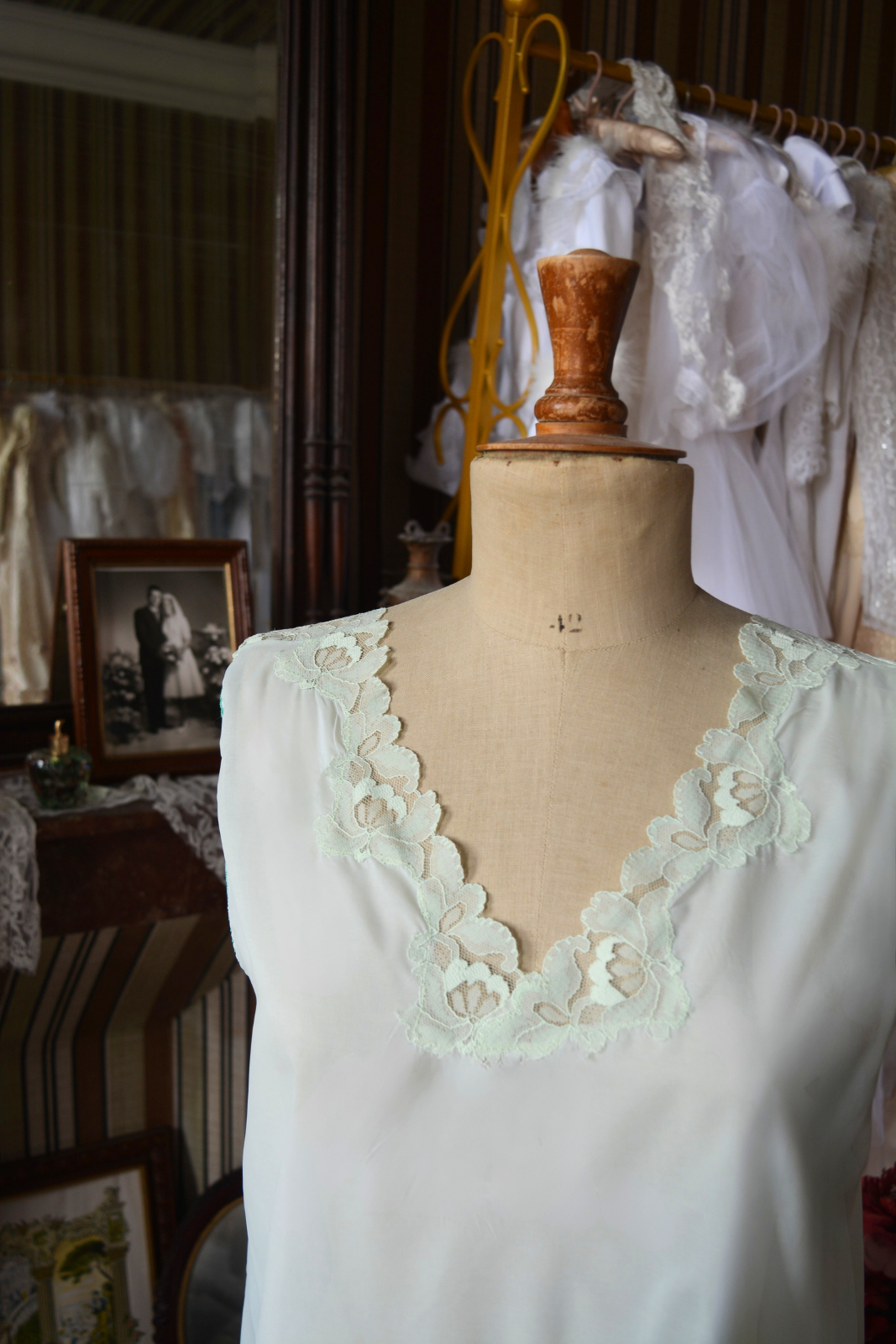 Solène Gisèle Les Déshabillés ensemble vert pastel déshabillé vintage