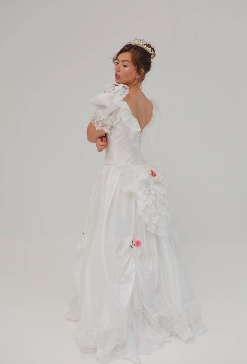 Solène Gisèle La mariée robe Adèle blanc corset fleurs