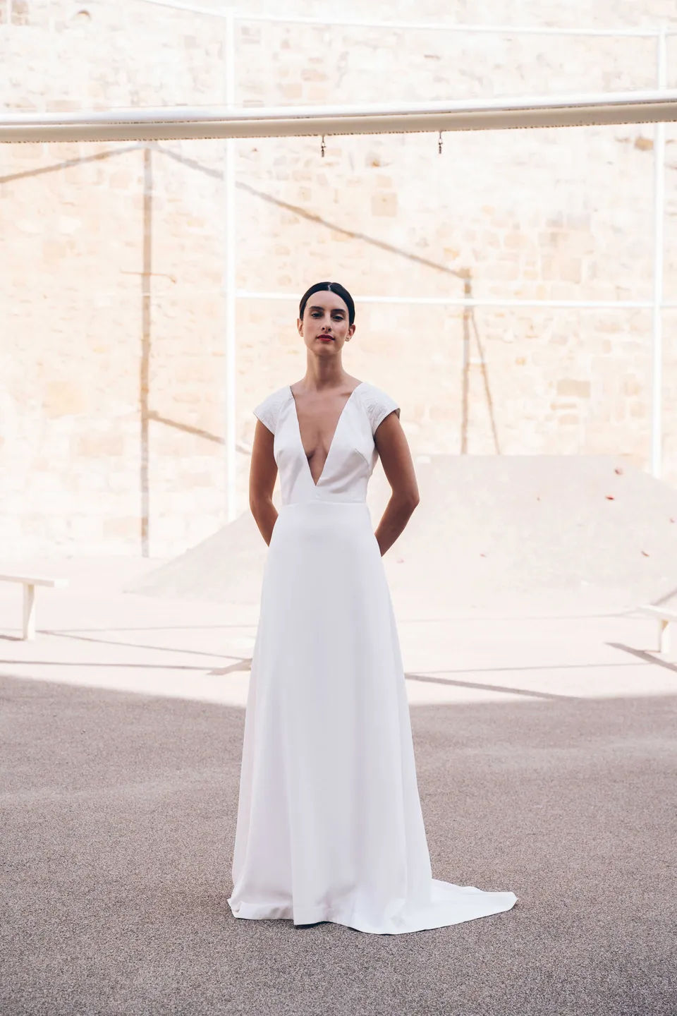 Maison Floret Sur-mesure Jonas robe de mariée crêpe brodée