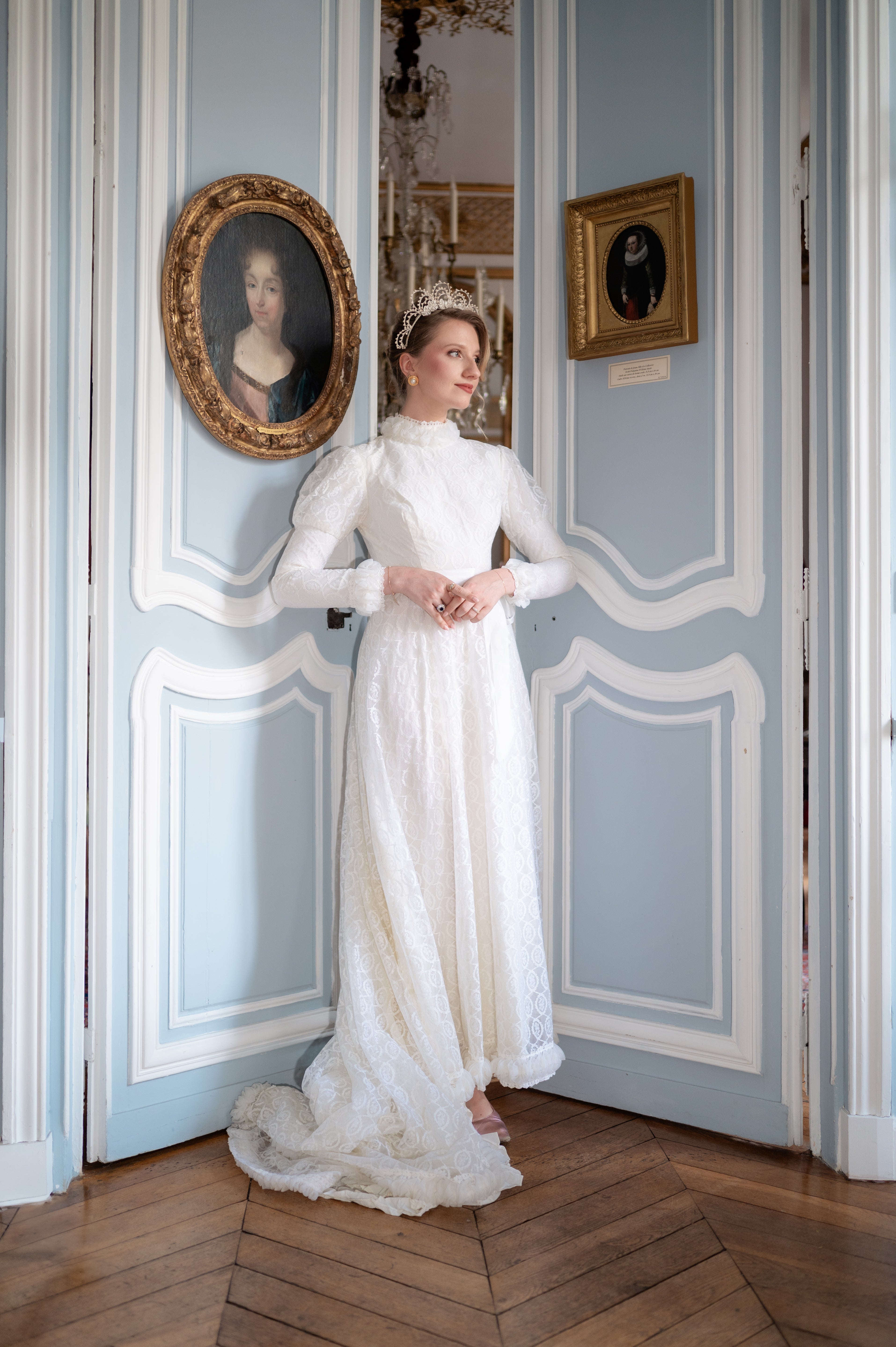 Solène Gisèle La mariée Henriette robe de mariée dentelle 36 traîne