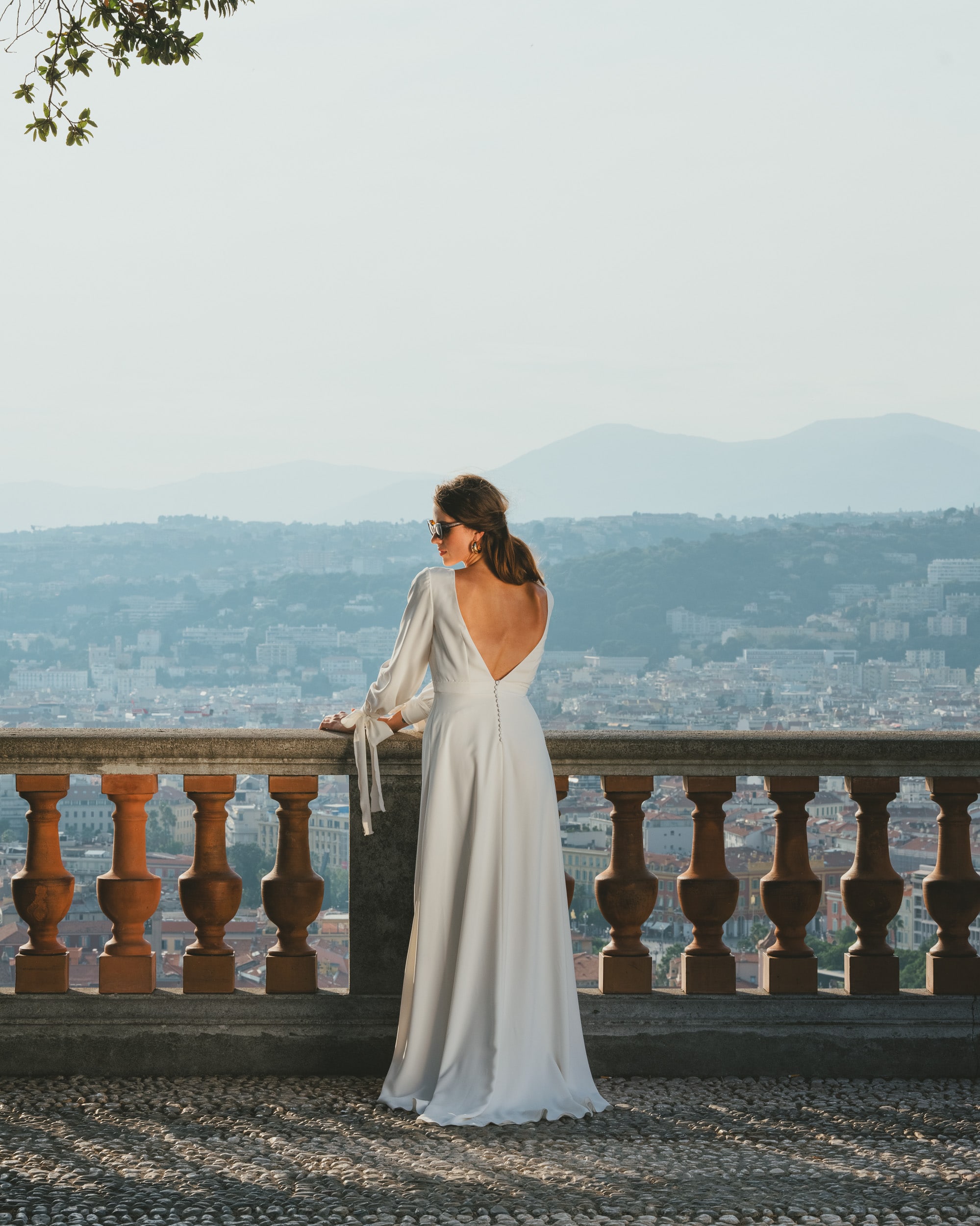 Maison Floret Sur-mesure Otello robe de mariée portefeuille crêpe