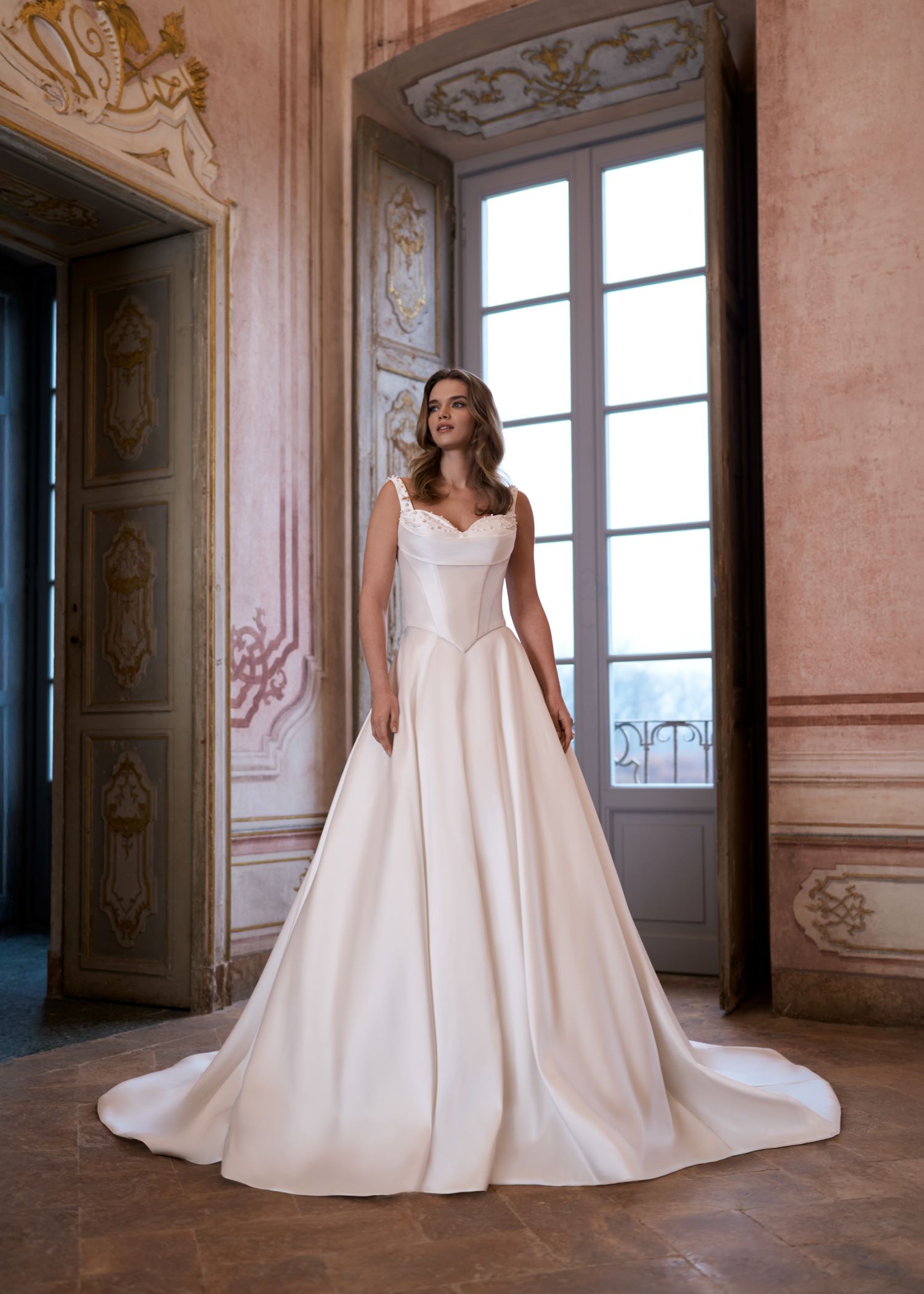 Hervé Paris Novel Nidia robe de mariée ivoire moderne