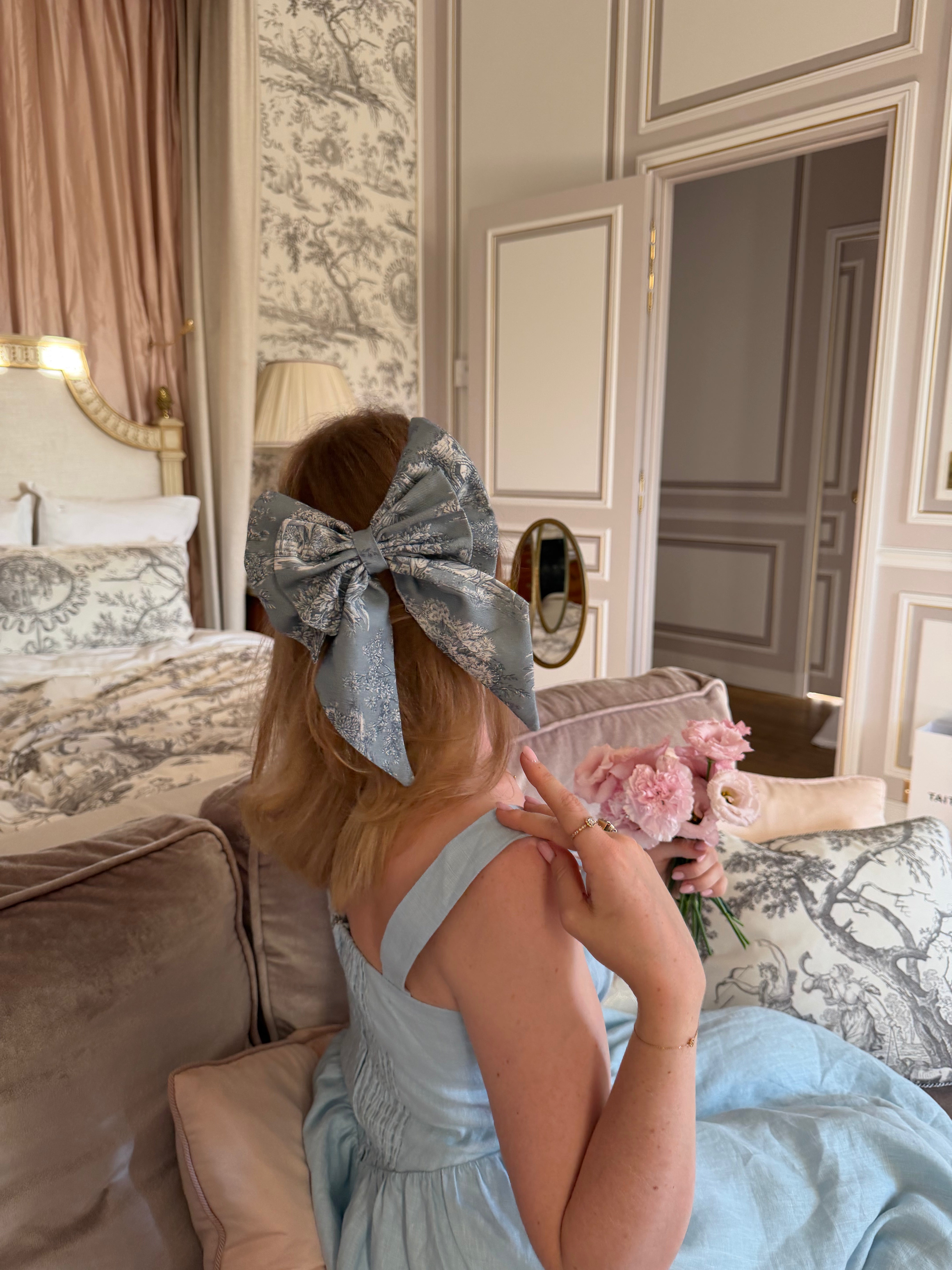 Solène Gisèle Couture nœud Chevaux Bleus coton 15x20